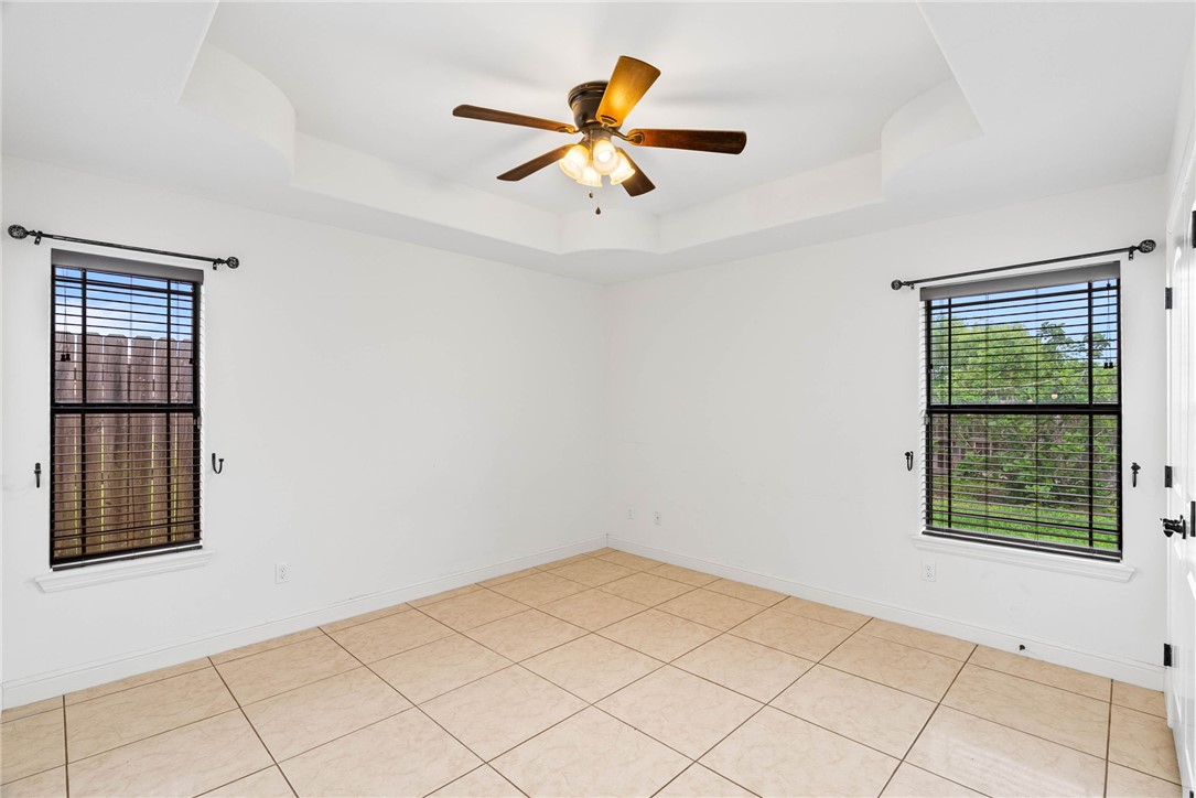2136 South 5th Street Kingsville, TX 78363 - Photo 12 of 19