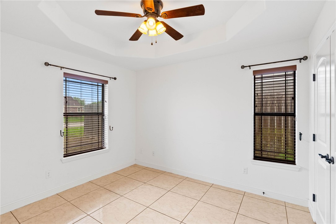 2136 South 5th Street Kingsville, TX 78363 - Photo 14 of 19