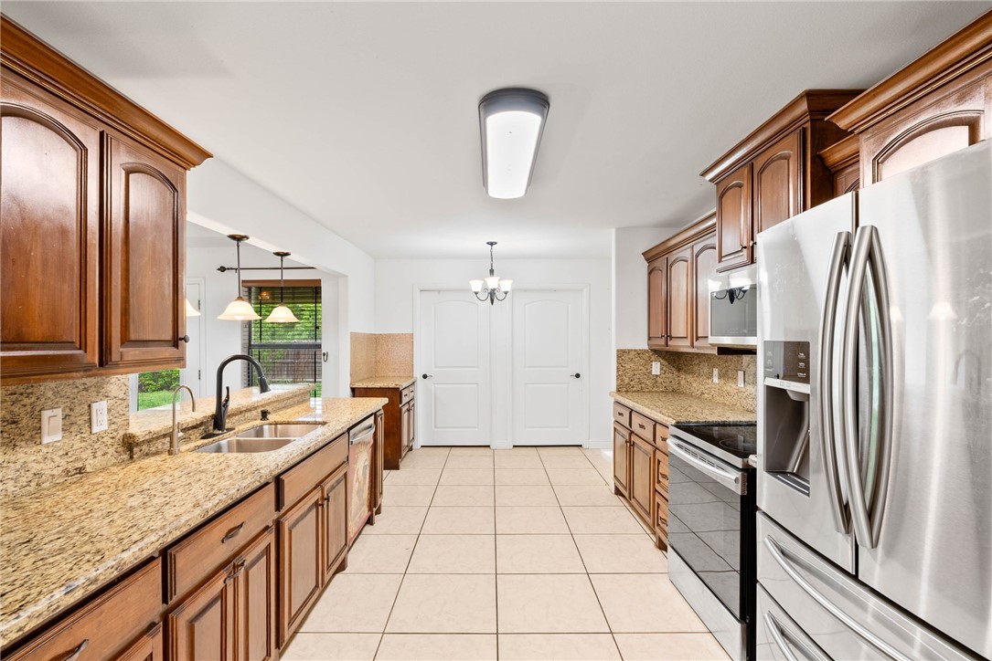 2136 South 5th Street Kingsville, TX 78363 - Photo 6 of 19