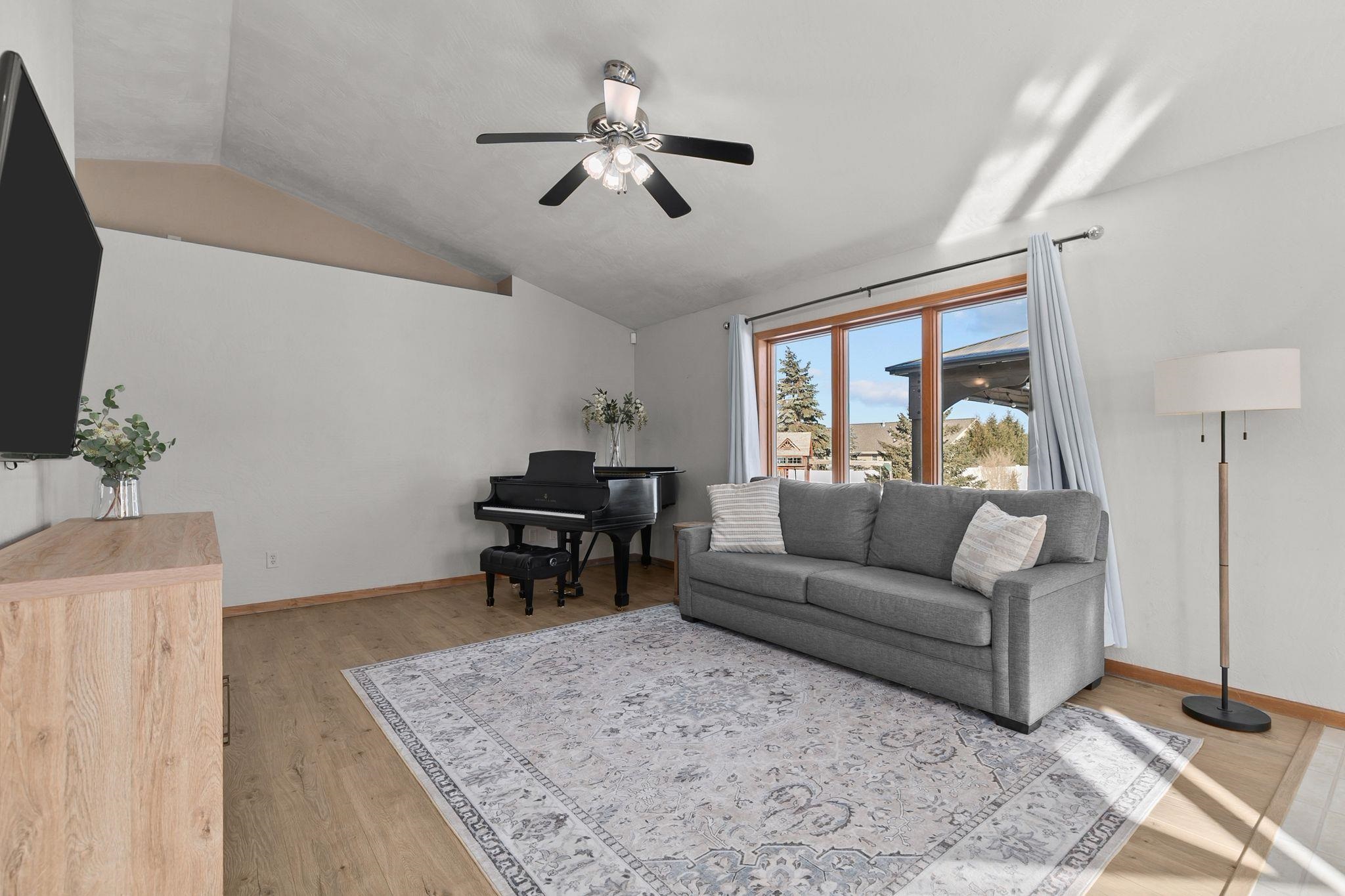 W5372 Gable Drive Appleton, WI 54915 - Photo 4 of 38