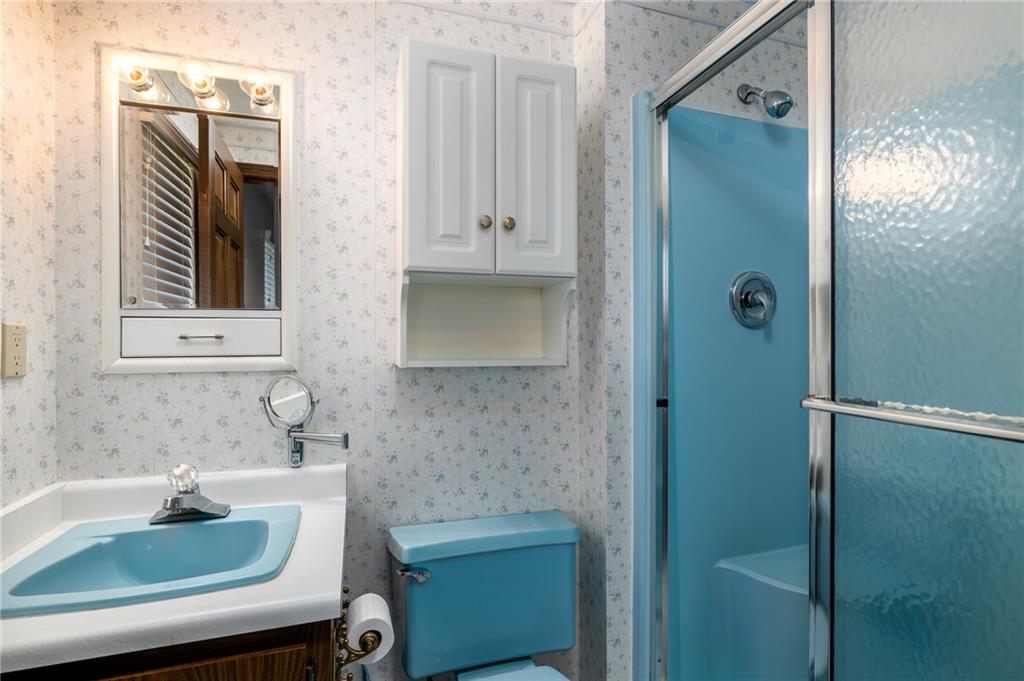 135 Ohare Road Canonsburg, PA 15317 - Photo 14 of 25 Master Bath