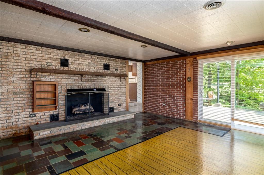 135 Ohare Road Canonsburg, PA 15317 - Photo 3 of 25 Huge Family Room with Gas Log Vented Fireplace