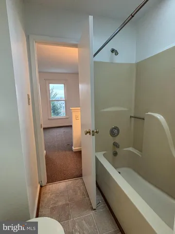 $1,600 | 520 West Liberty Street, Charles Town, WV 25414