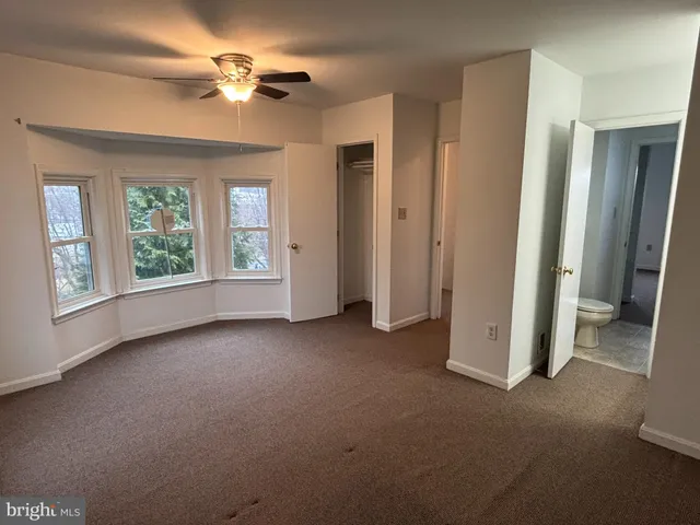 $1,600 | 520 West Liberty Street, Charles Town, WV 25414