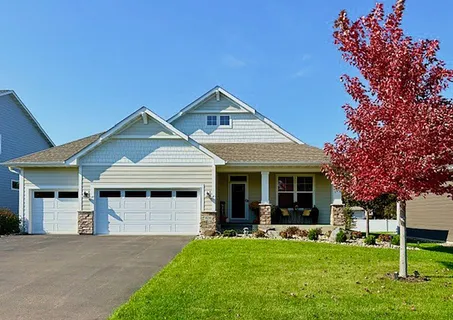 $585,000 | 10250 Arrowwood Trail, Woodbury, MN 55129