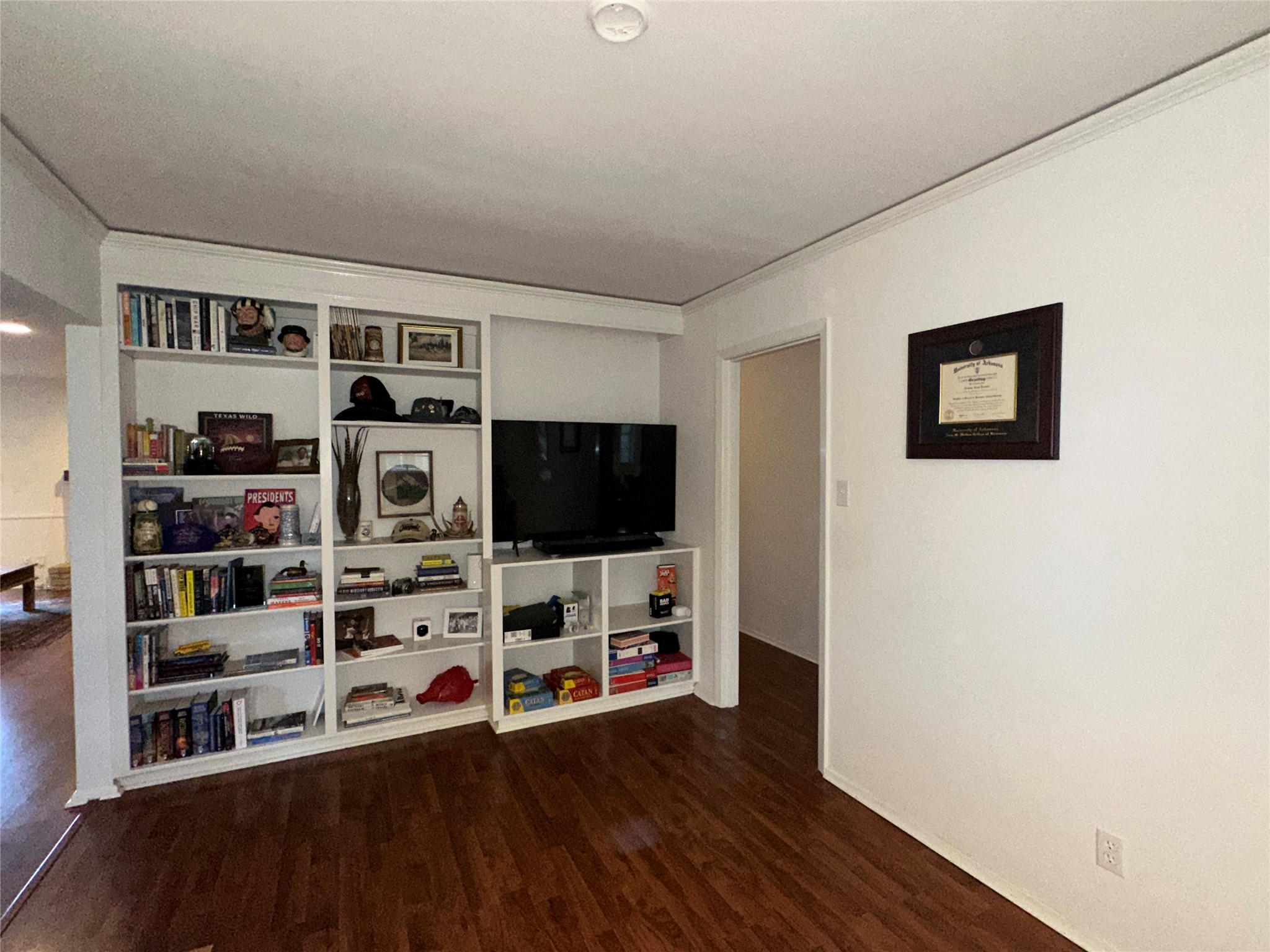 1908 Pompton Drive Austin, TX 78757 - Photo 9 of 22 a living room with furniture and a flat screen tv