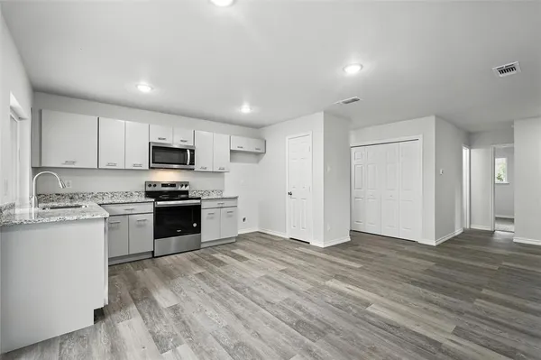 $2,200 | 4613 Tarry Drive, Garland, TX 75043