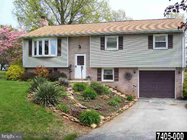 1957 Adair Road Windsor, PA 17366 - Photo 1 of 1