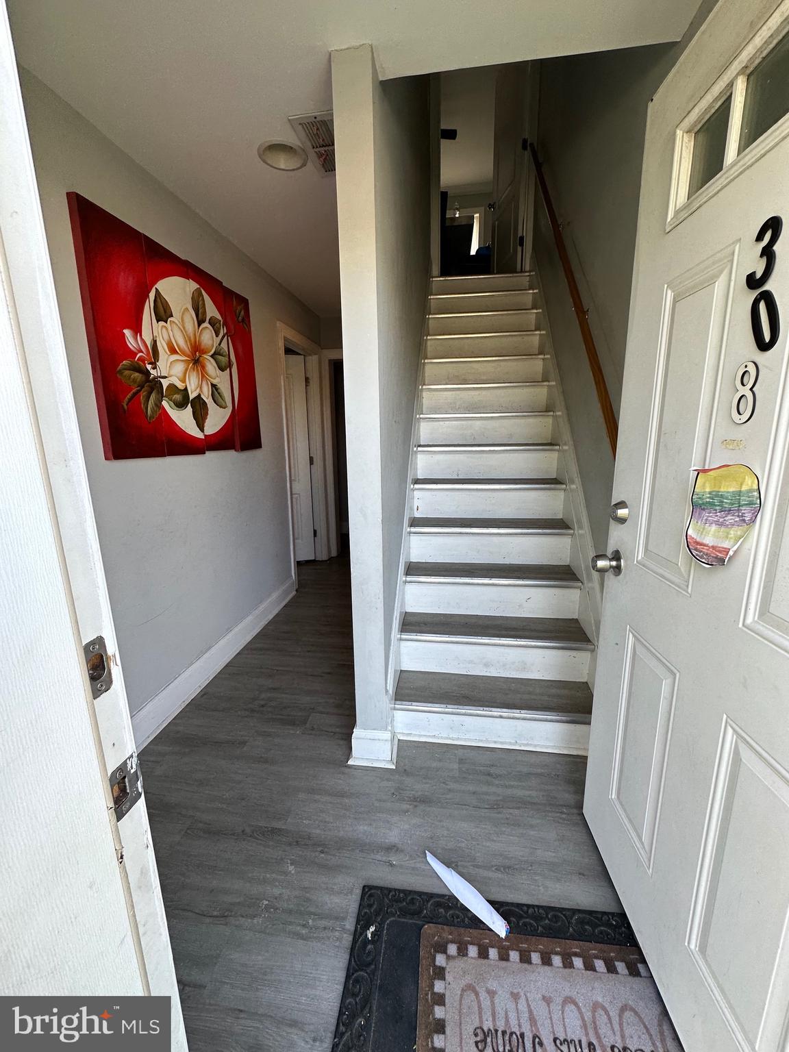 308 Sollers Point Road Dundalk, MD 21222 - Photo 13 of 22 a view of entryway