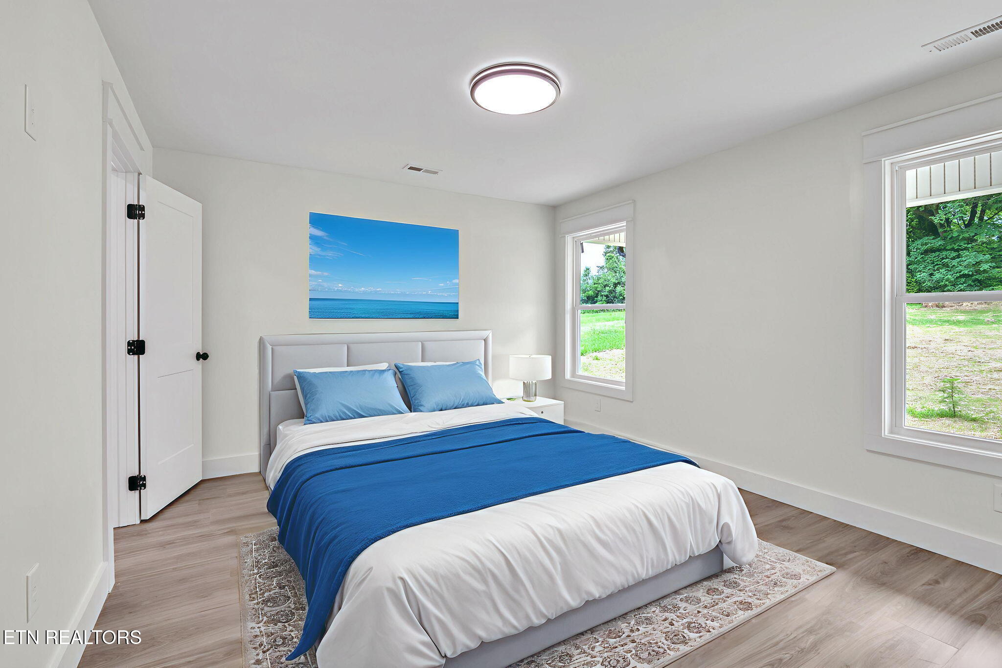 814 Hendrickson Street Clinton, TN 37716 - Photo 20 of 23 26-web-or-mls-814-Hendrickson-9801 - Bed