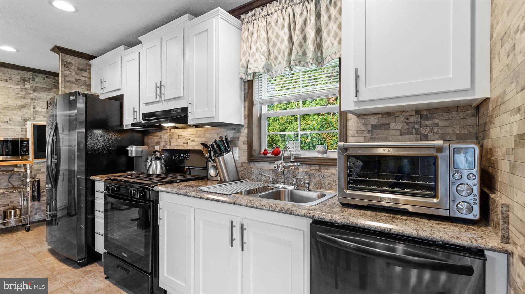 4 Skyview Drive Hershey, PA 17033 - Photo 14 of 28