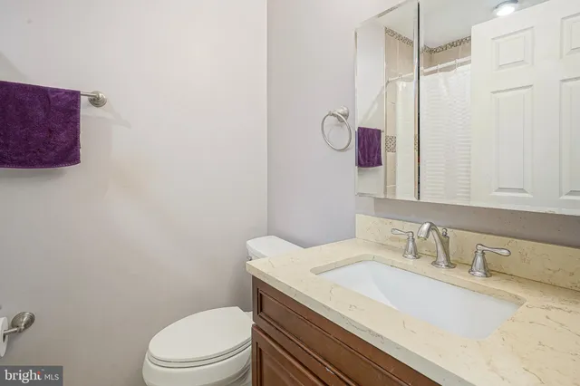 $269,900 | 460 Steeplechase Court, Deptford, NJ 08096