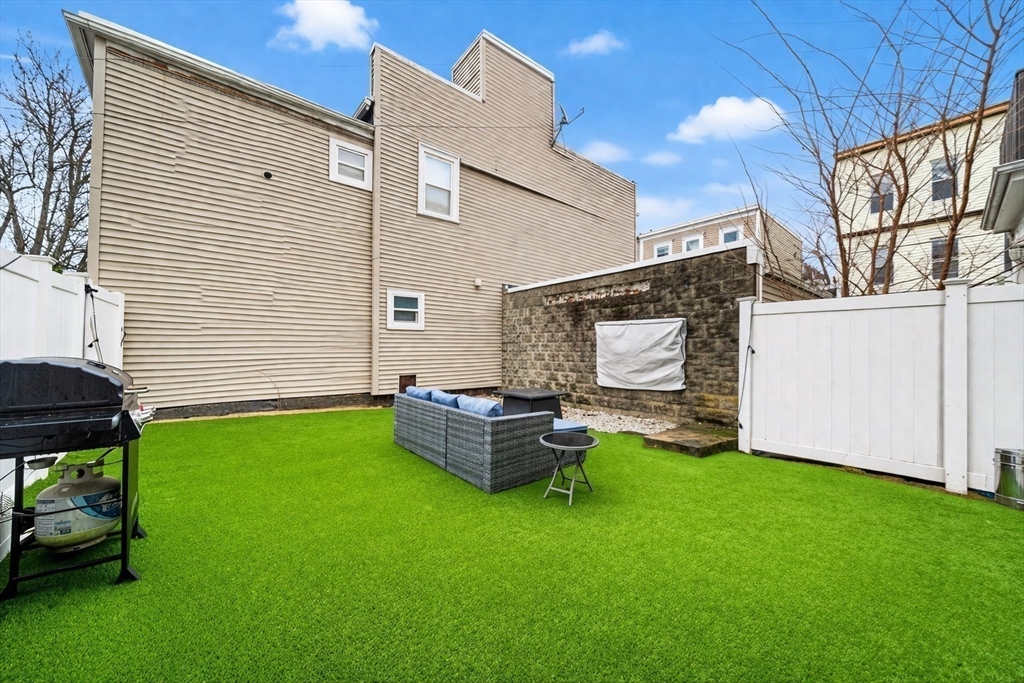 26 Ward Street, Unit 1 Boston, MA 02127 - Photo 6 of 7