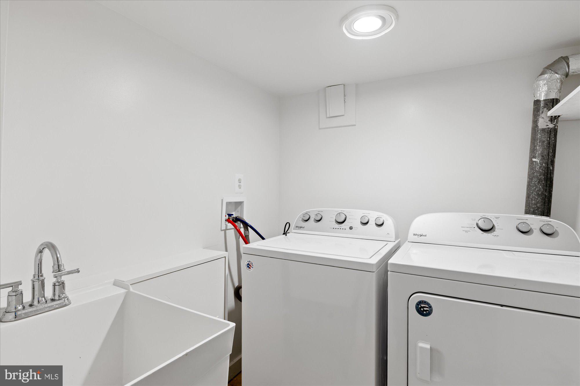 11414 Schuylkill Road Rockville, MD 20852 - Photo 33 of 50 Laund Rm w/Sink