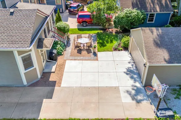 $724,900 | 8100 West Chestnut Street, Wauwatosa, WI 53213
