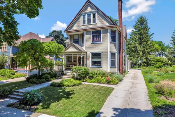 $724,900 | 8100 West Chestnut Street, Wauwatosa, WI 53213