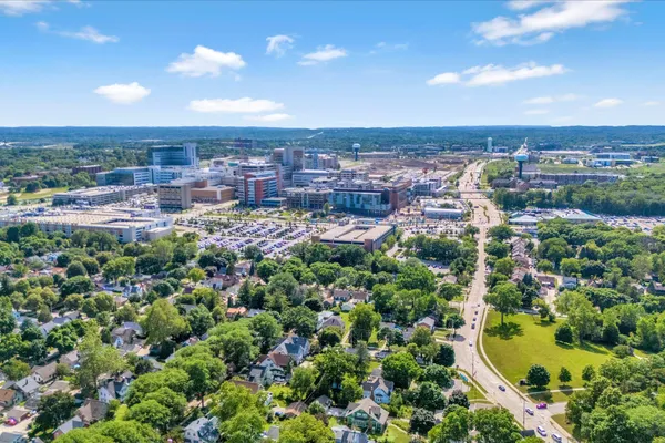 $724,900 | 8100 West Chestnut Street, Wauwatosa, WI 53213