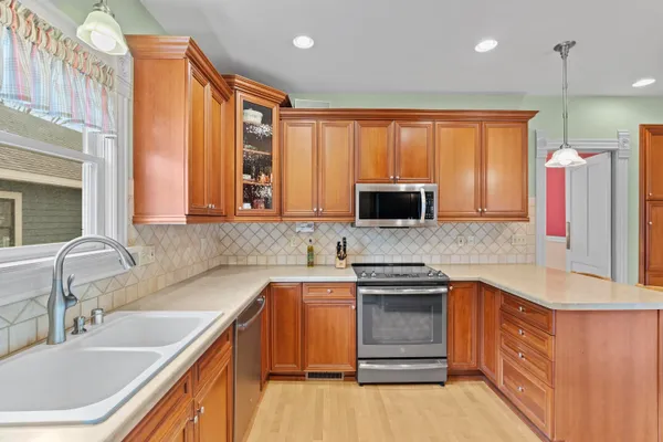 $724,900 | 8100 West Chestnut Street, Wauwatosa, WI 53213