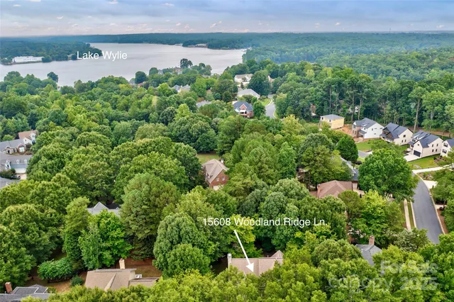$659,000 | 15608 Woodland Ridge Lane, Unit 13, Charlotte, NC 28278