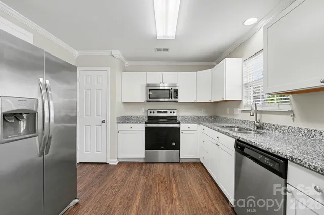 $379,900 | 4540 Canipe Drive, Unit 188, Charlotte, NC 28269