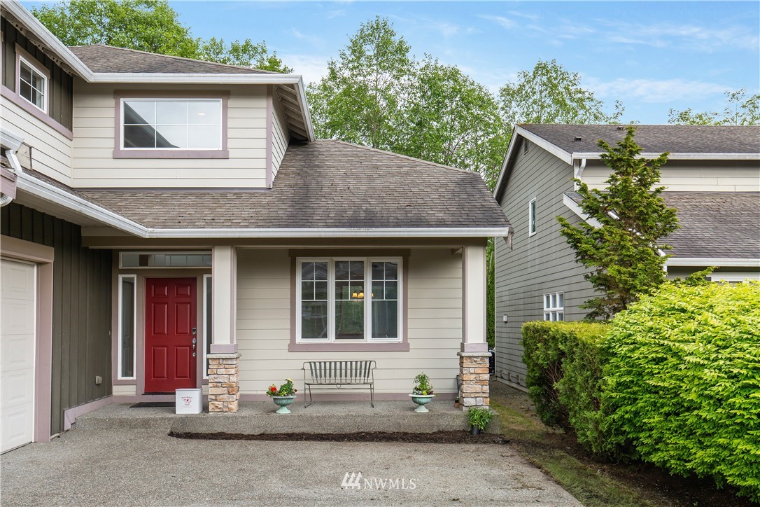 6012 Northeast 1st Street Renton, WA 98059 - Photo 3 of 37 Gallery Image 3