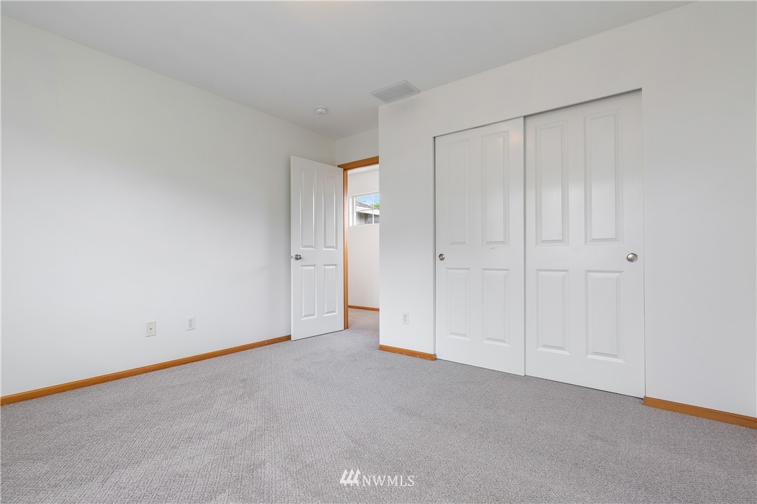 6012 Northeast 1st Street Renton, WA 98059 - Photo 23 of 37 Gallery Image 23