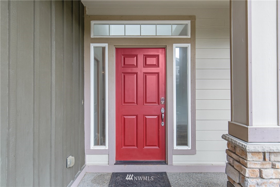 6012 Northeast 1st Street Renton, WA 98059 - Photo 4 of 37 Gallery Image 4