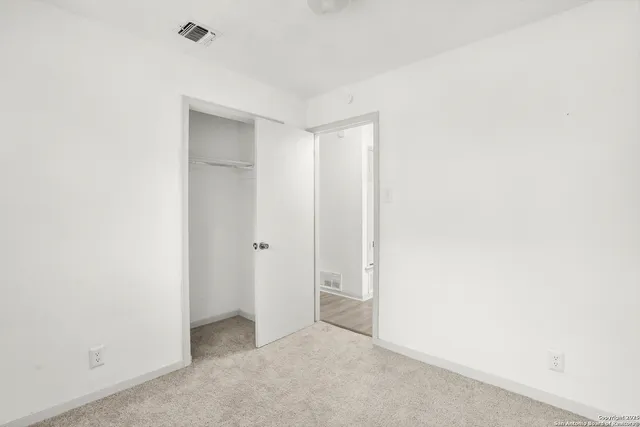 $1,525 | 1107 South Brownleaf Street, San Antonio, TX 78227