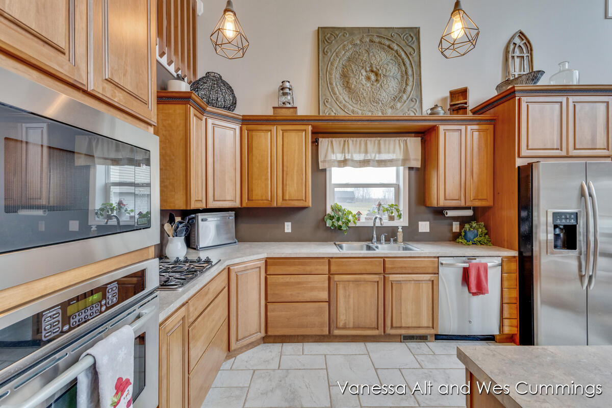 9566 Peach Ridge Avenue Northwest Sparta, MI 49345 - Photo 16 of 124 IMG_1021