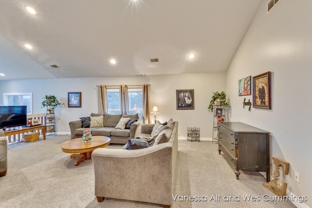 9566 Peach Ridge Avenue Northwest Sparta, MI 49345 - Photo 62 of 124 IMG_1067