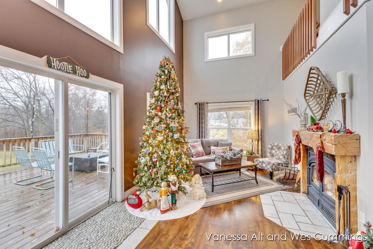 9566 Peach Ridge Avenue Northwest Sparta, MI 49345 - Photo 7 of 124 IMG_1012