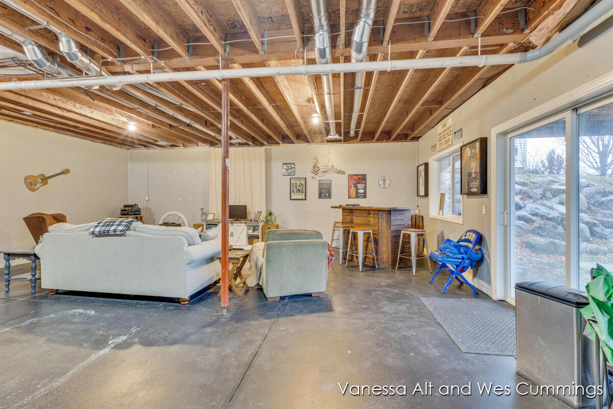 9566 Peach Ridge Avenue Northwest Sparta, MI 49345 - Photo 85 of 124 IMG_1091