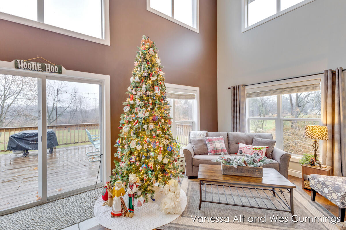 9566 Peach Ridge Avenue Northwest Sparta, MI 49345 - Photo 9 of 124 IMG_1014