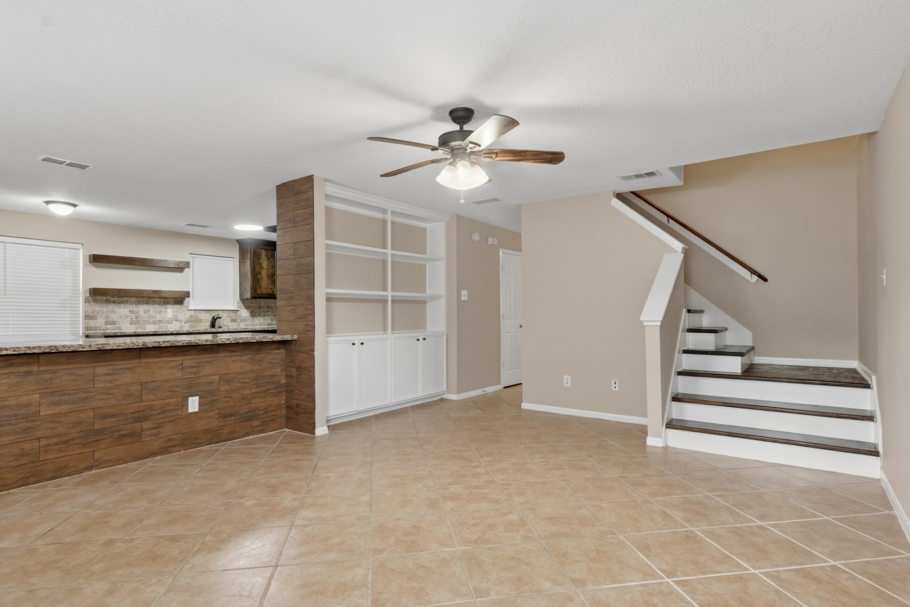 8606 Prima Street Houston, TX 77083 - Photo 8 of 24