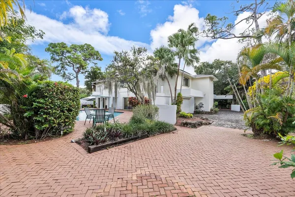 $18,999 | 1240 Southwest 14th Avenue, Fort Lauderdale, FL 33312