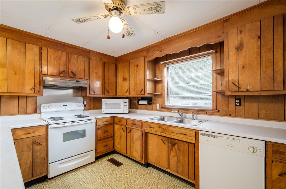 12 McCaughrin Street Pelzer, SC 29669 - Photo 11 of 23 Gallery Image 11