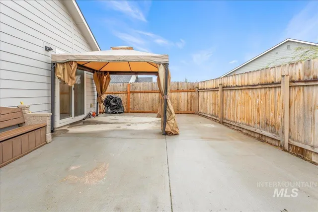 $386,000 | 910 Lago Street, Mountain Home, ID 83647