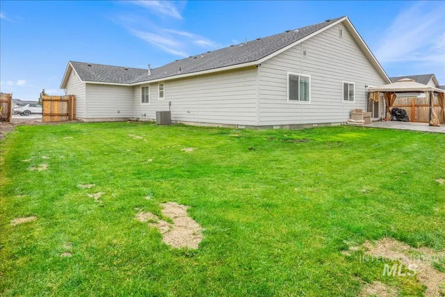 $386,000 | 910 Lago Street, Mountain Home, ID 83647