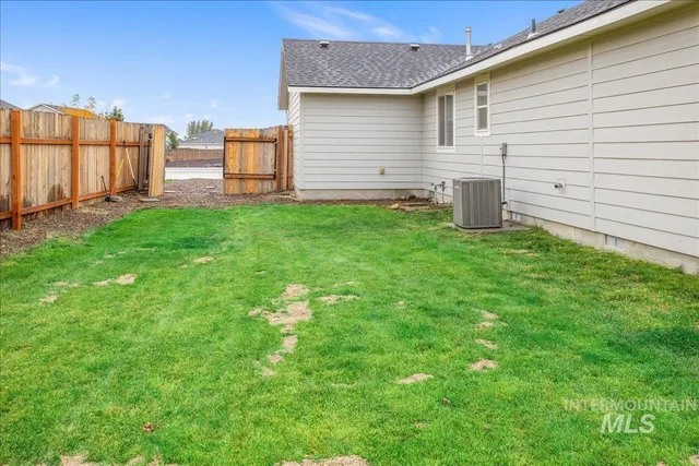 $386,000 | 910 Lago Street, Mountain Home, ID 83647
