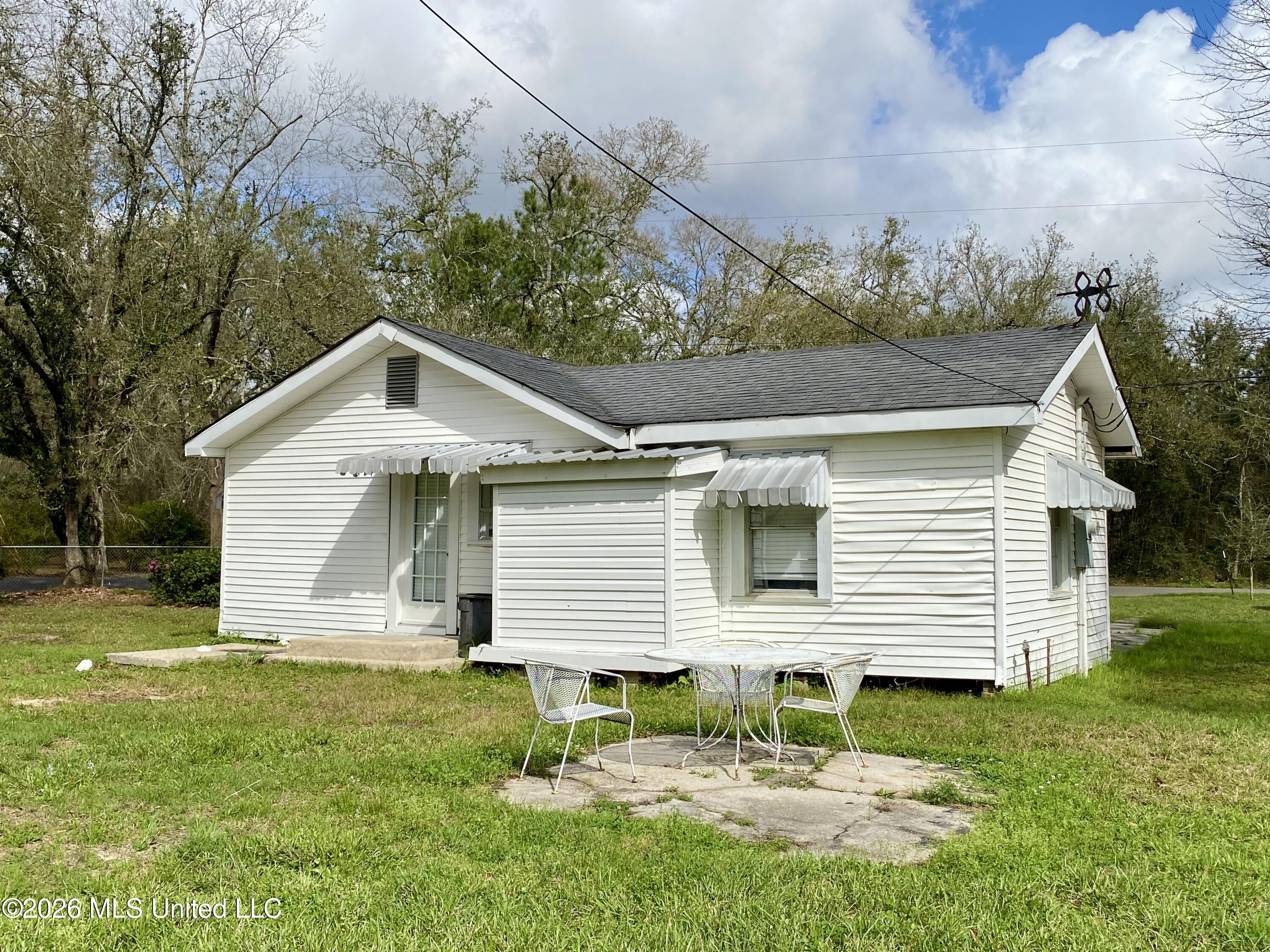 149 Grover Barrett Road Picayune, MS 39466 - Photo 13 of 27 12, IMG_8764