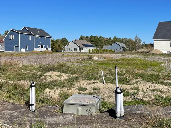 $73,500 | 105 Fieldstone Drive, Augusta, ME 04330