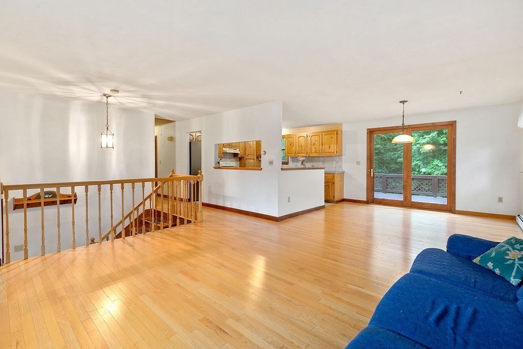 19 Back River Road Amesbury, MA 01913 - Photo 7 of 35