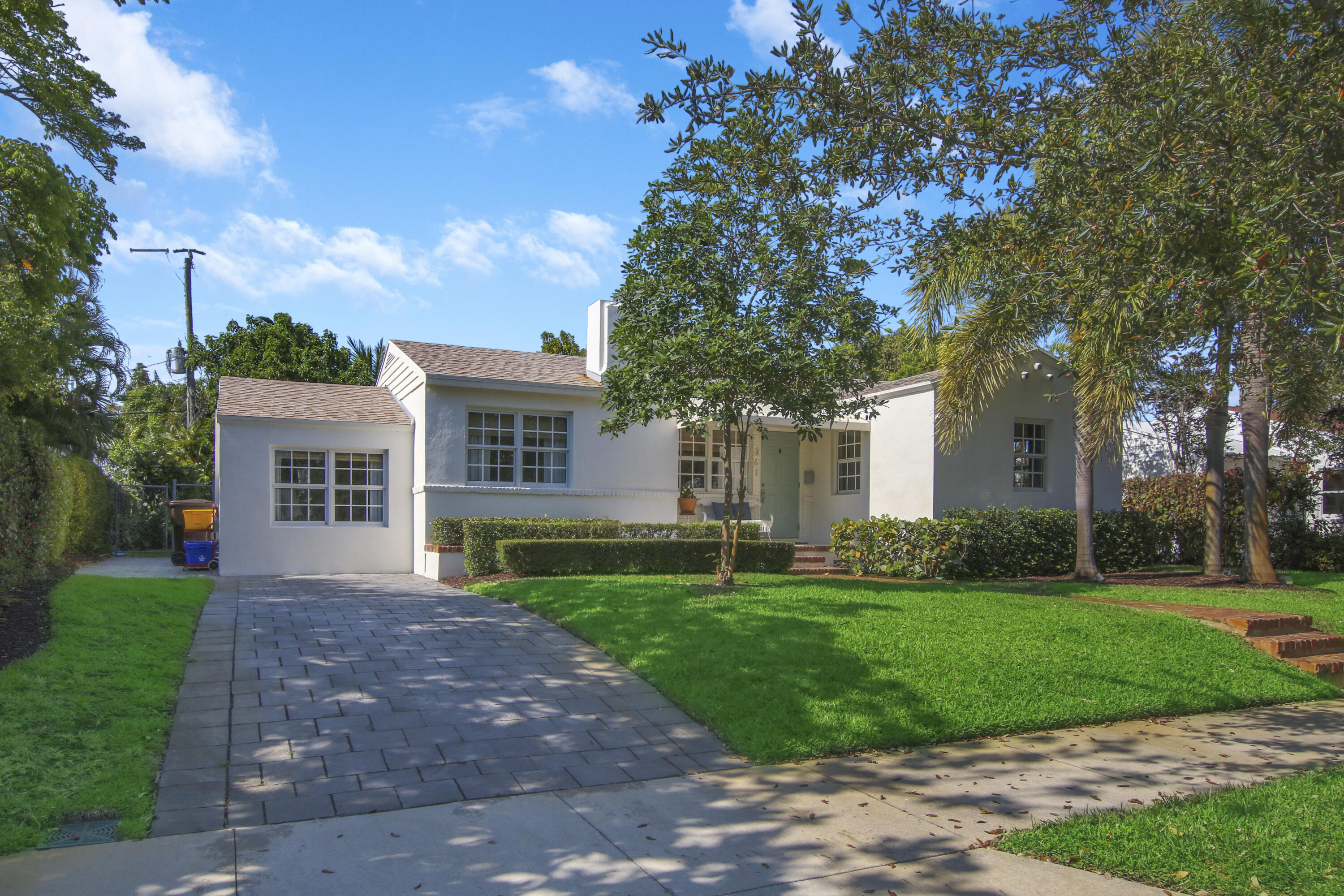 361 Colonial Road West Palm Beach, FL 33405 - Photo 12 of 53 House6-35
