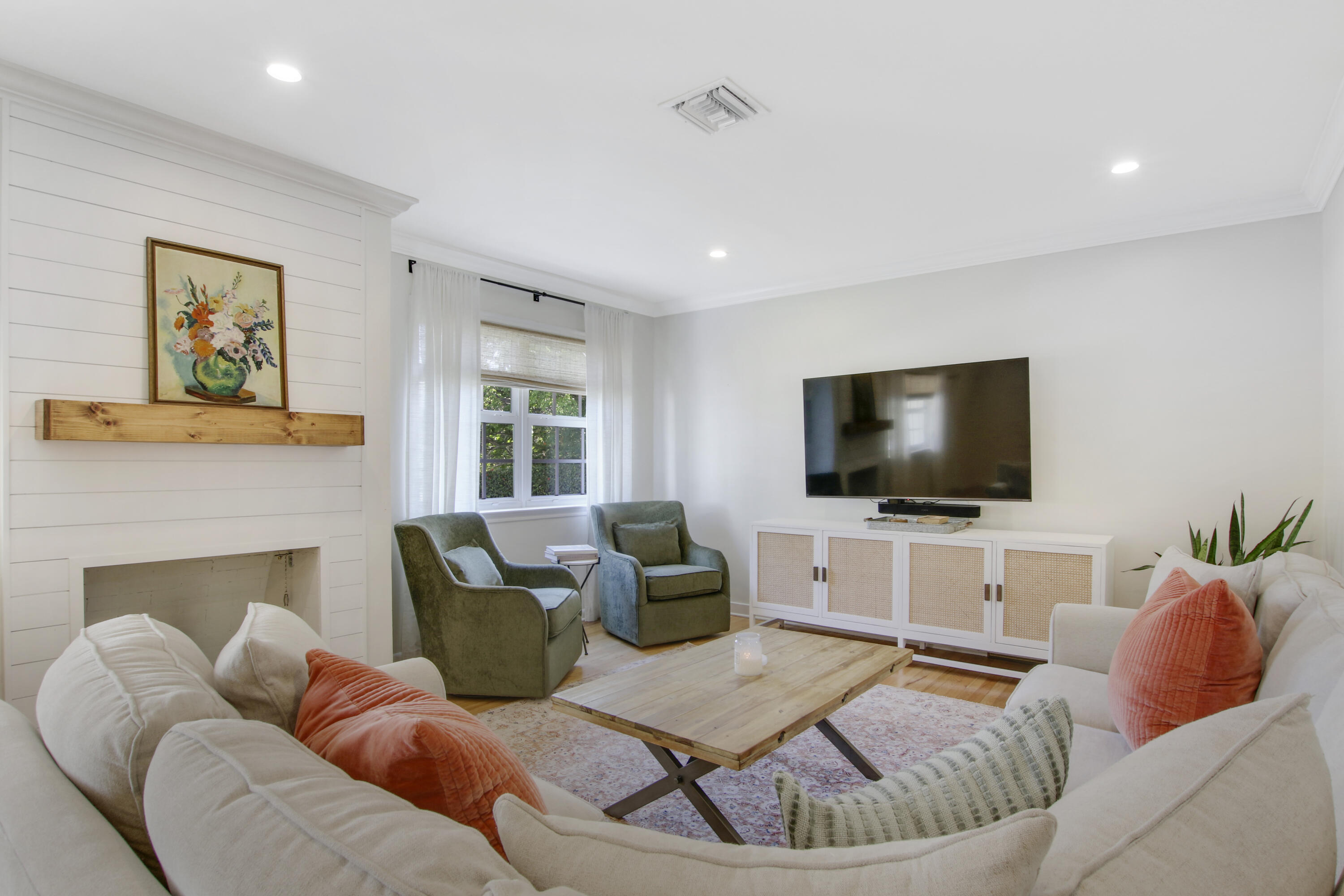 361 Colonial Road West Palm Beach, FL 33405 - Photo 18 of 53 House6-11
