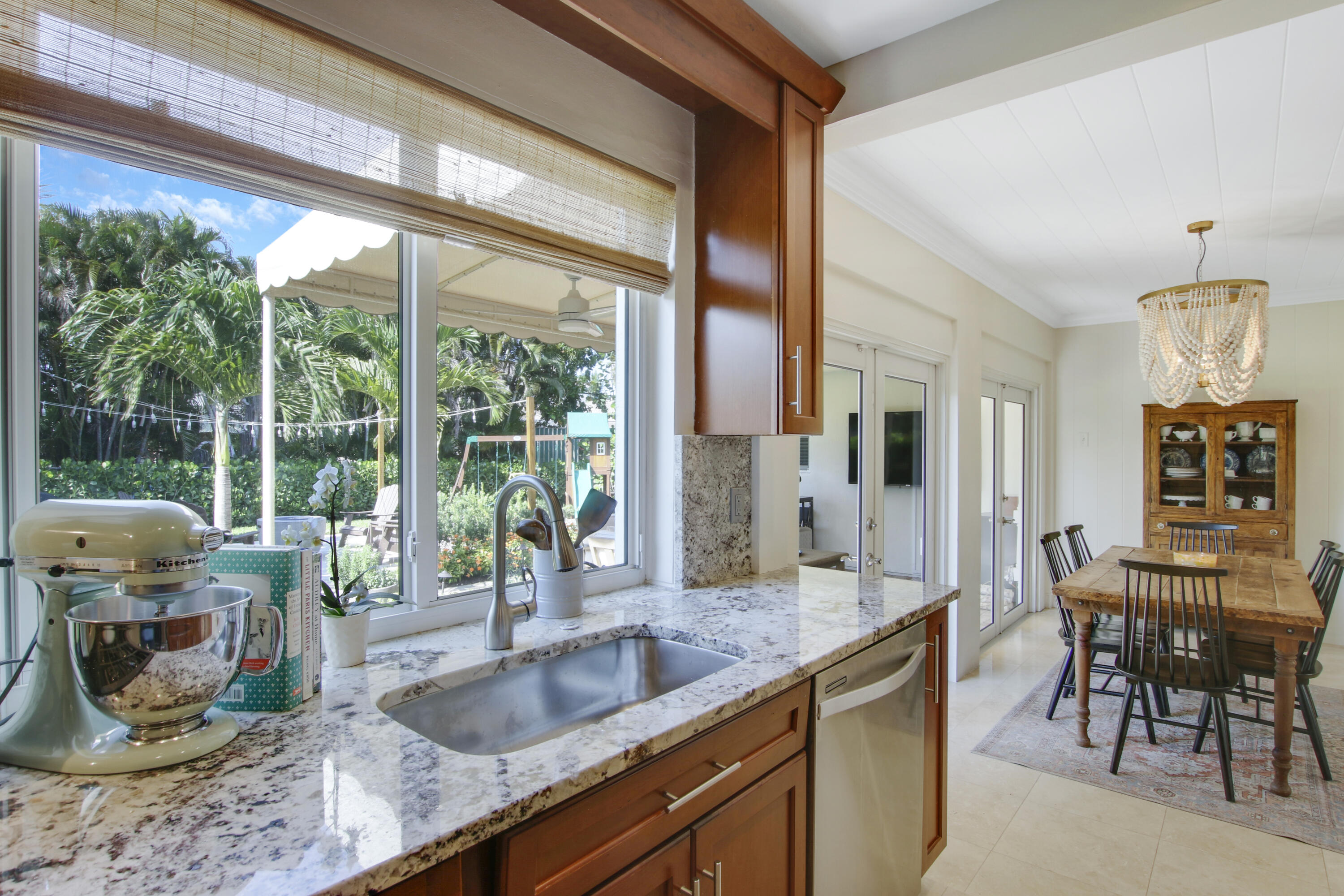 361 Colonial Road West Palm Beach, FL 33405 - Photo 28 of 53 House6-20