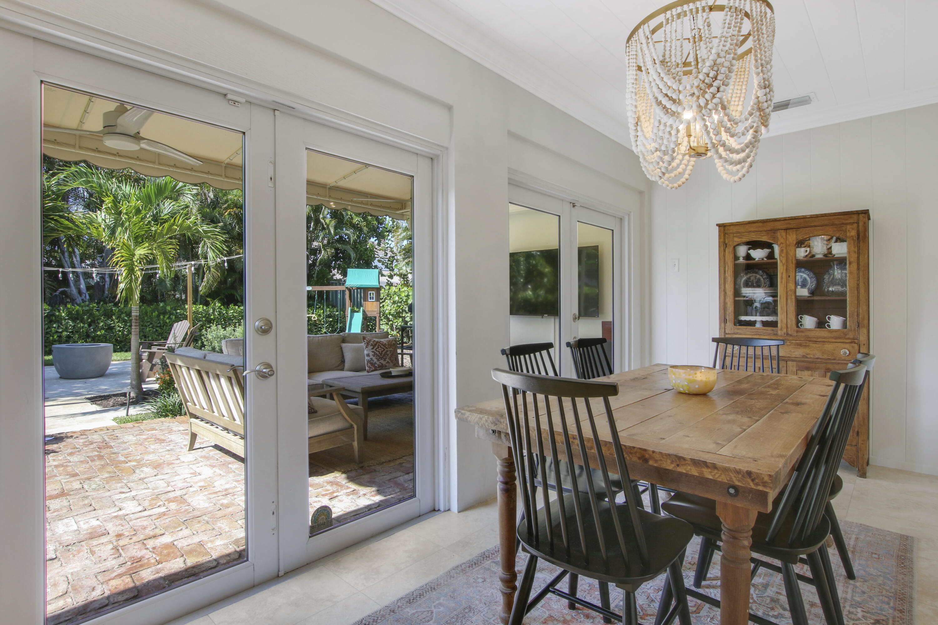 361 Colonial Road West Palm Beach, FL 33405 - Photo 32 of 53 House6-16