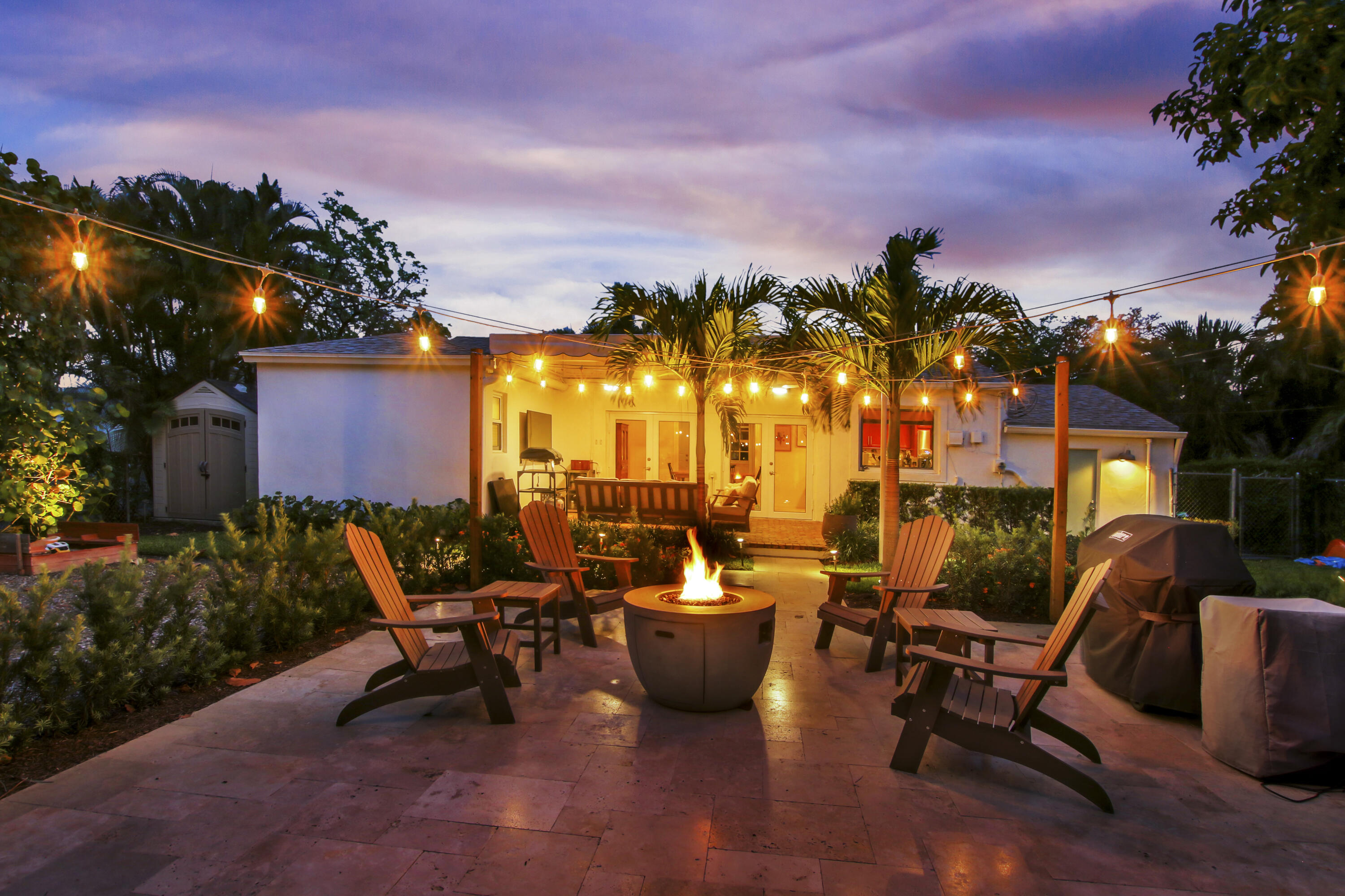 361 Colonial Road West Palm Beach, FL 33405 - Photo 46 of 53 Twilight-9