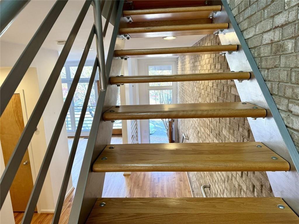 1327 Peachtree View Northeast Brookhaven, GA 30319 - Photo 15 of 30