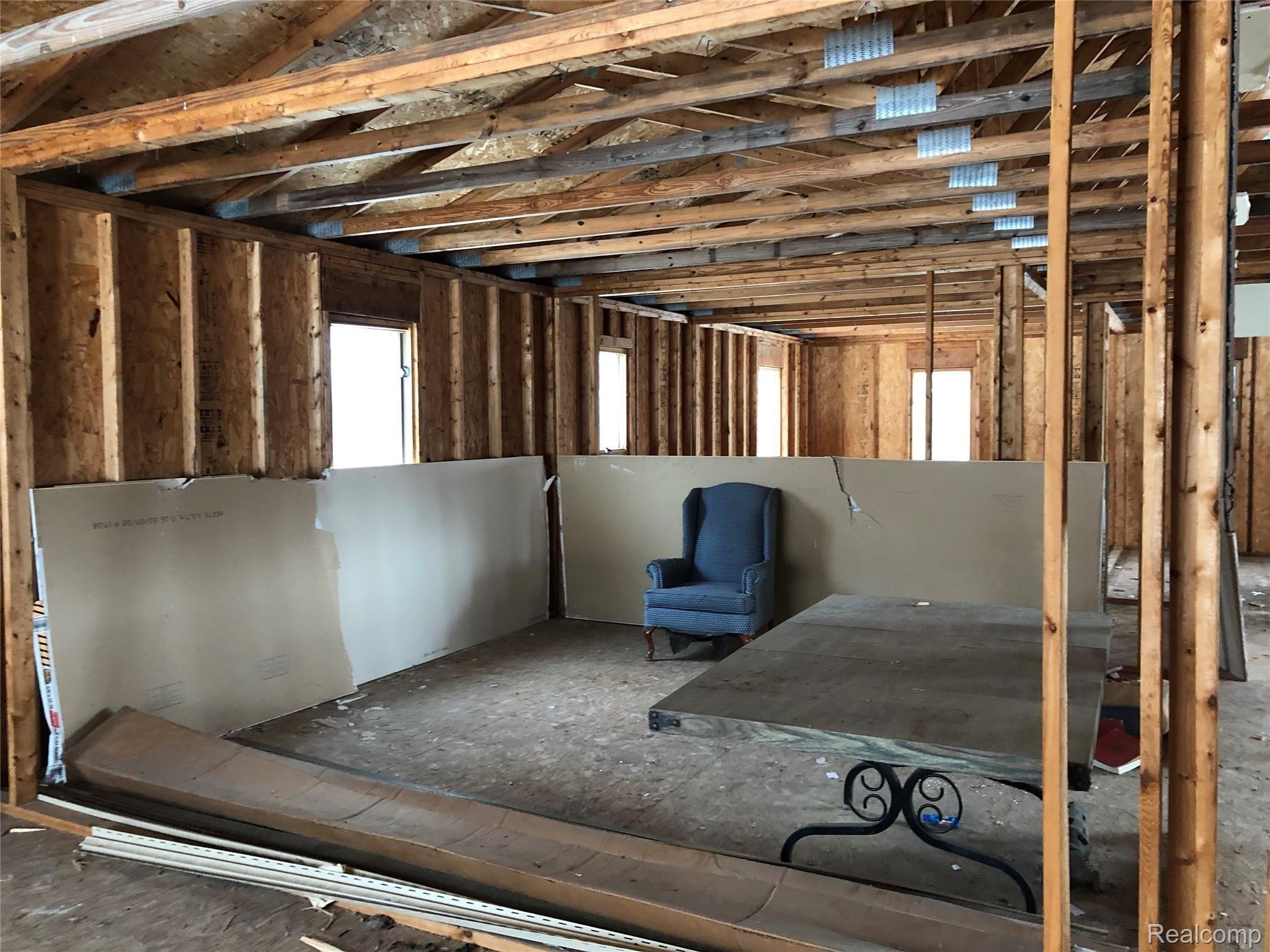 9262 North Lakeshore Road Port Austin, MI 48467 - Photo 11 of 11 9.jpg