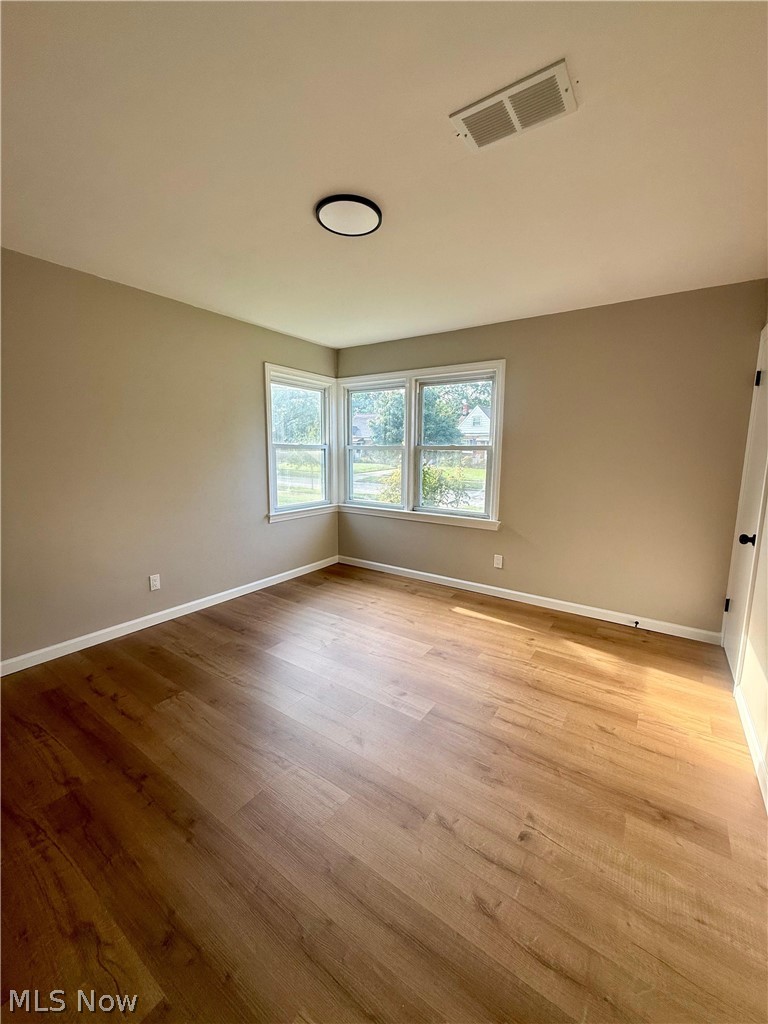 5363 Summit Road Lyndhurst, OH 44124 - Photo 18 of 25 Gallery Image 18